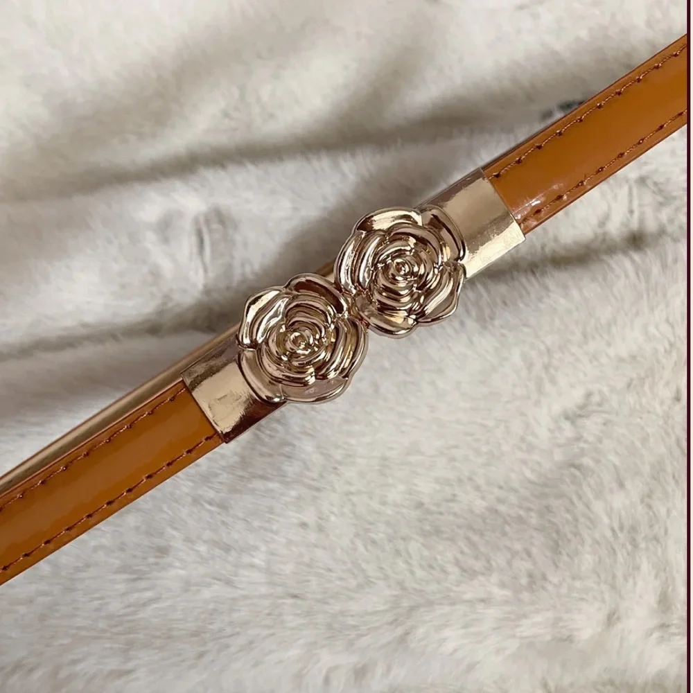 NEW| Women’s Brown Vintage Rose Buckle Matte Skinny Belt